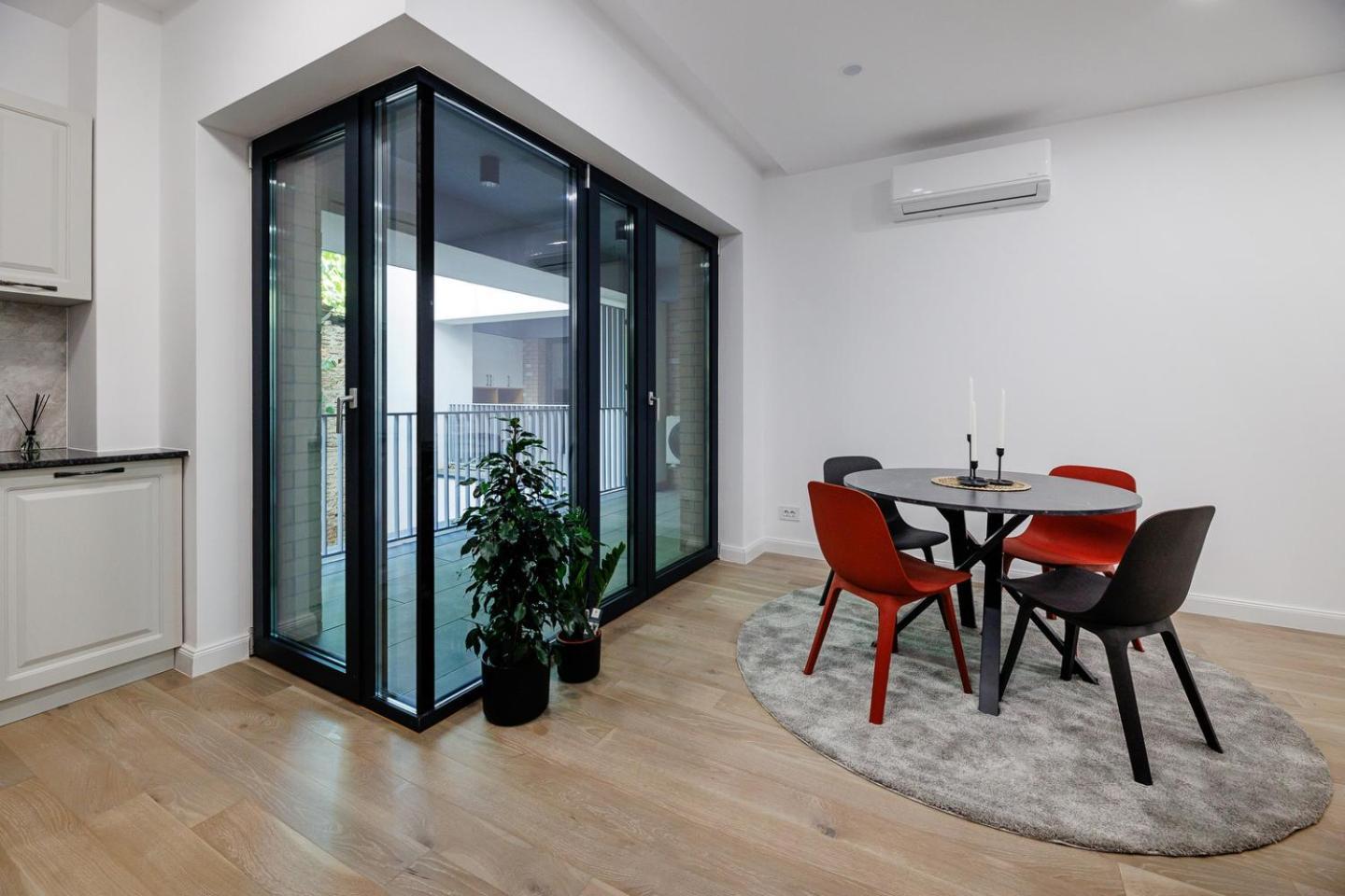 The Corner Luxe Apartment Bucareste Exterior foto